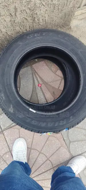Suzuki Dezire and Swift Carvtyre