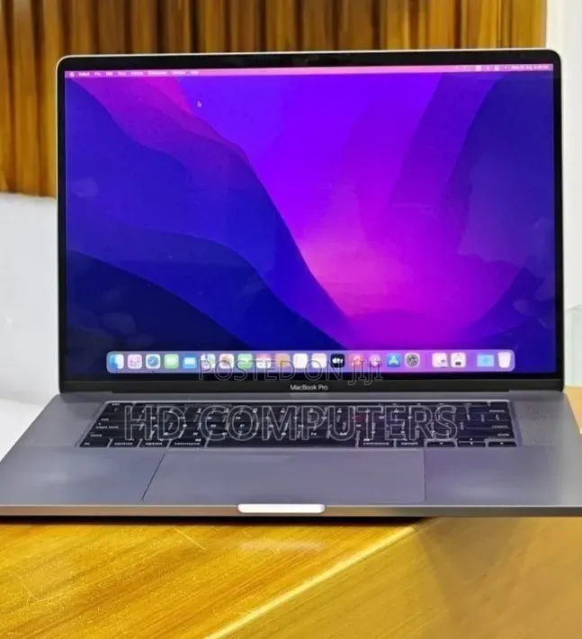 New Laptop Apple MacBook Pro 2019 32GB Intel Core i9 SSD 2T