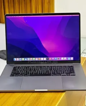 New Laptop Apple MacBook Pro 2019 32GB Intel Core i9 SSD 2T