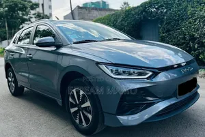 BYD E2 43 kWh 94 hp FWD 2025