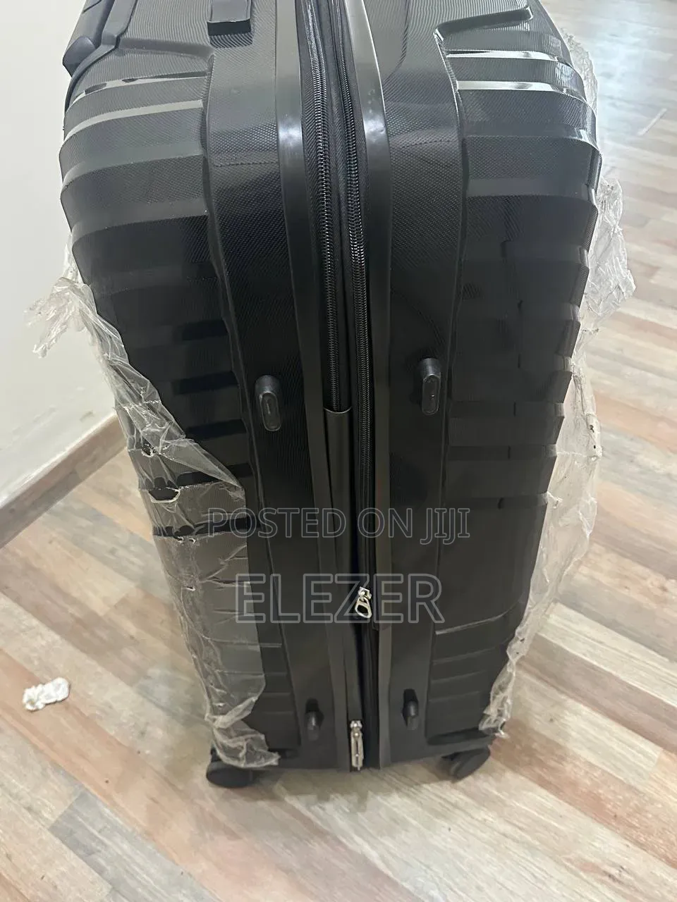 Burgage Hardshell Spinner Suitcase.