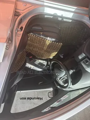 Hyundai Eon 2015 Silver