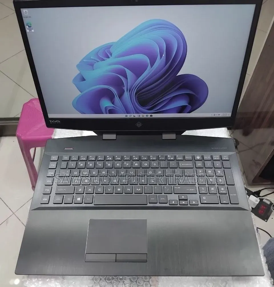 New Laptop HP Omen 15 16GB Intel Core i7 SSD 512GB