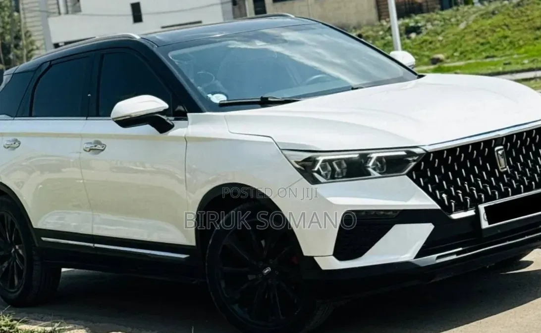 Bestune T77 1.2 FWD 2022 Off white