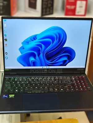 New Laptop Acer Predator Helios Neo 16 16GB Intel Core i9 SSD 1T