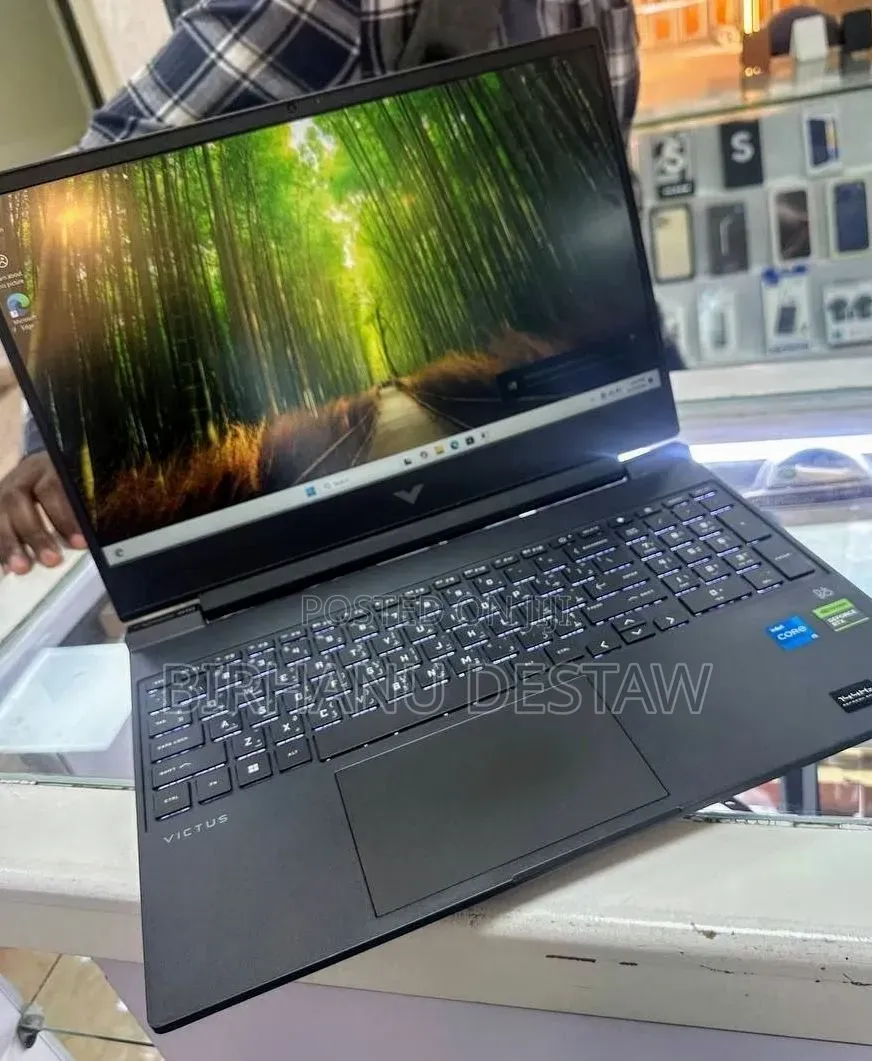 New Laptop HP Victus 15 16GB Intel Core i5 SSD 512GB