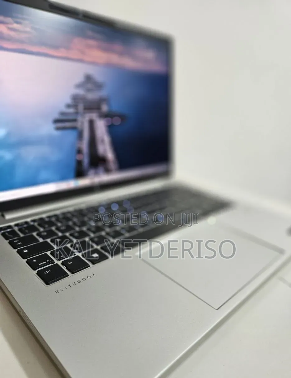 New Laptop HP EliteBook 840 G11 16GB Intel Core Ultra 7 SSD 512GB