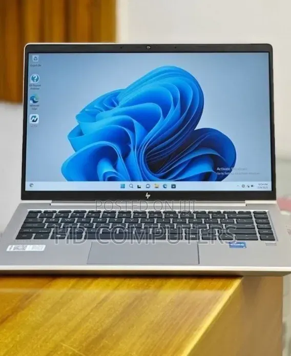 New Laptop HP EliteBook 840 G10 16GB Intel Core i7 SSD 1T