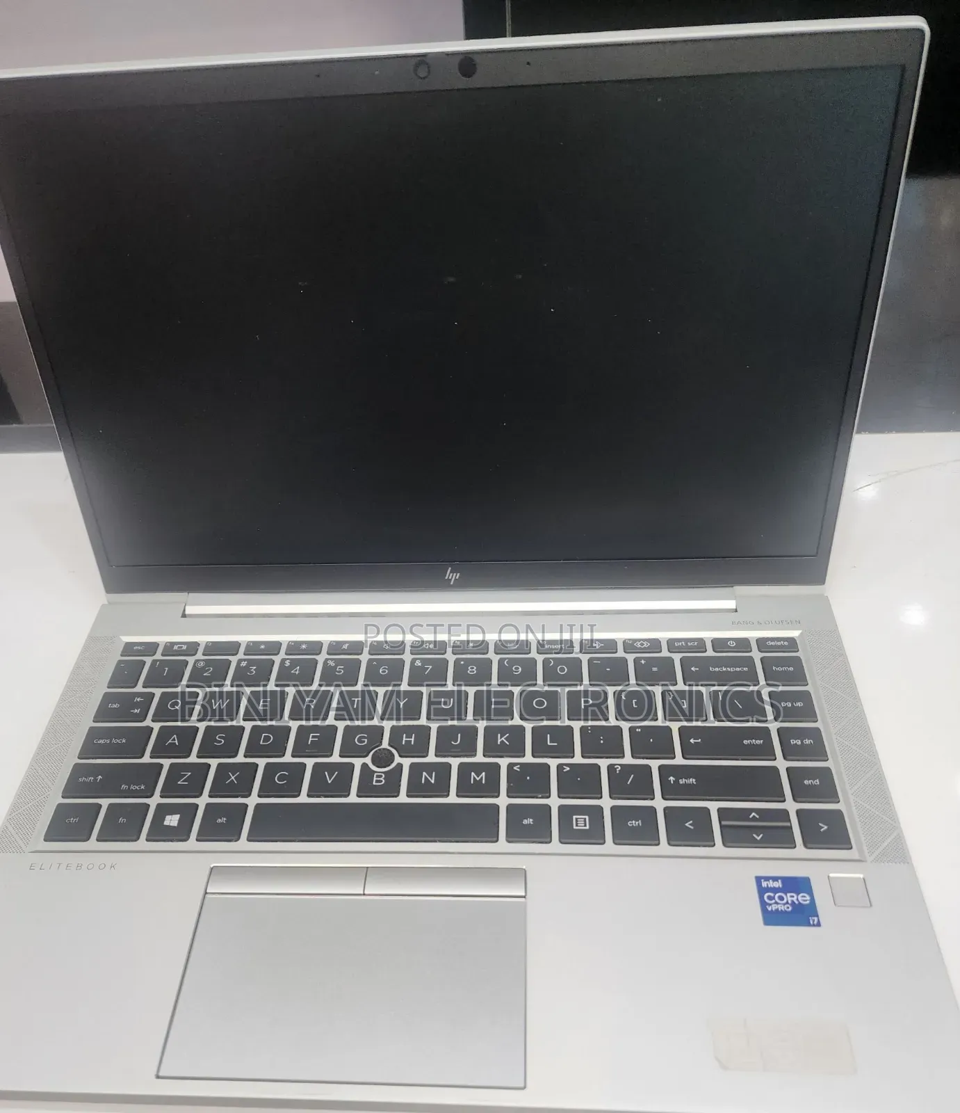 New Laptop HP EliteBook 840 G8 16GB Intel Core i7 SSD 512GB