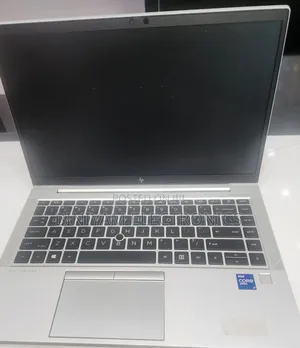 New Laptop HP EliteBook 840 G8 16GB Intel Core i7 SSD 512GB