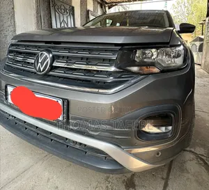 Volkswagen T-Cross 2022 Gray