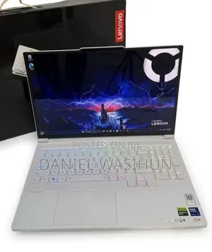New Laptop Lenovo Legion Pro 7 32GB Intel Core Ultra 9 SSD 1T