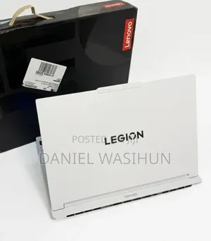 New Laptop Lenovo Legion Pro 7 32GB Intel Core Ultra 9 SSD 1T