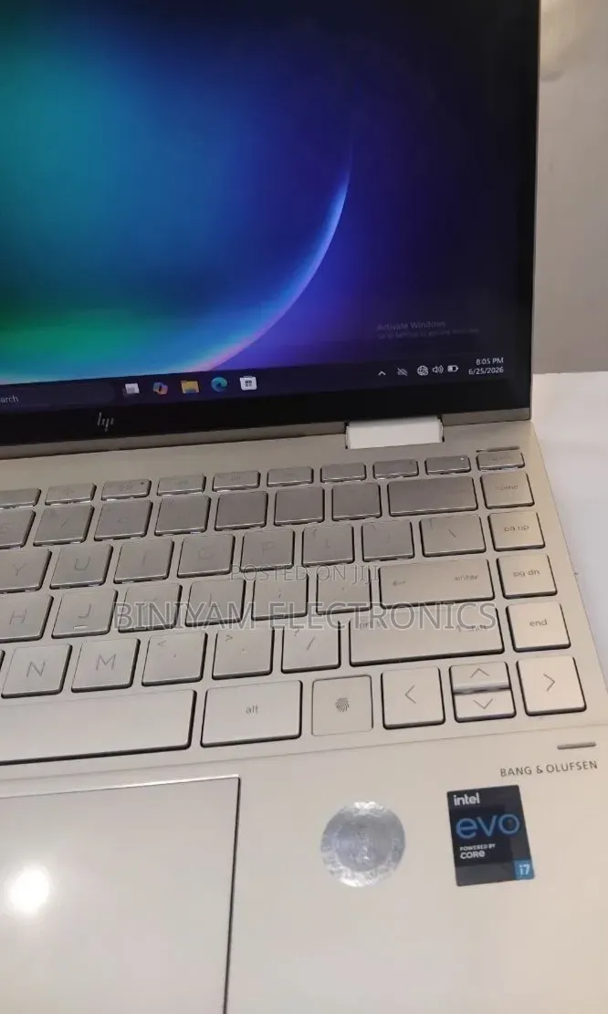 New Laptop HP OmniBook X Flip 14" 16GB Intel Core Ultra 7 SSD 1T