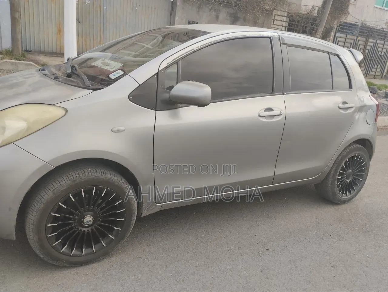 Toyota Yaris 2007 Silver