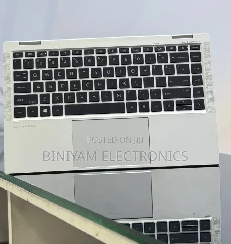 New Laptop HP EliteBook 1040 G8 16GB Intel Core i7 SSD 1T