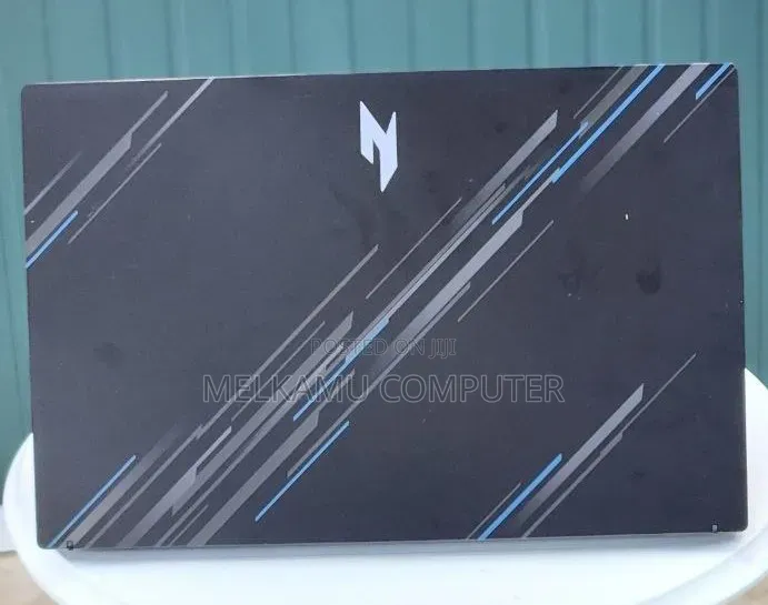 New Laptop Acer Nitro V 15 16GB Intel Core i7 SSD 512GB