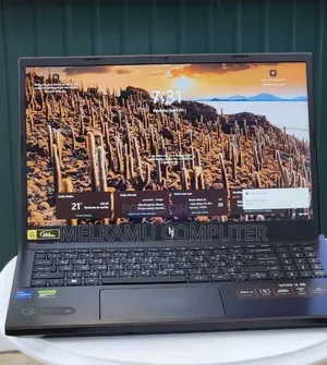 New Laptop Acer Nitro V 15 16GB Intel Core i7 SSD 512GB