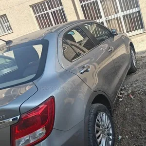 Suzuki Dzire 2022 Silver