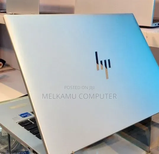 New Laptop HP EliteBook 840 G9 16GB Intel Core i5 SSD 512GB