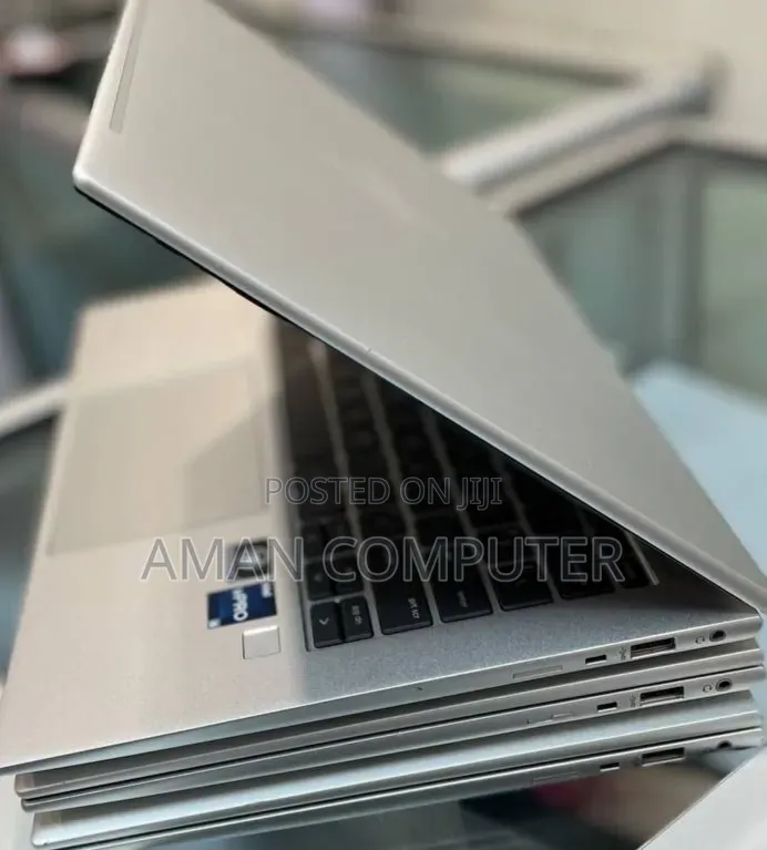 New Laptop HP EliteBook 840 G9 16GB Intel Core i5 SSD 512GB