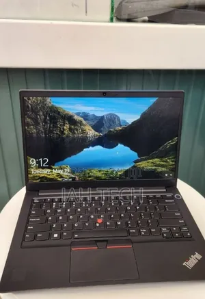 New Laptop Lenovo ThinkPad E14 Gen 4 16GB Intel Core i7 SSD 512GB