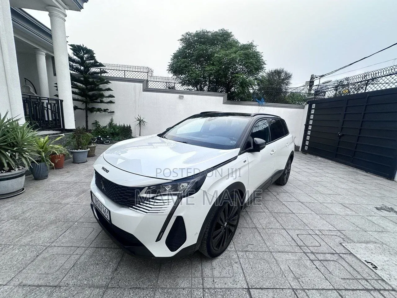 Peugeot 5008 2022 White