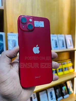 Apple iPhone 13 128 GB Red