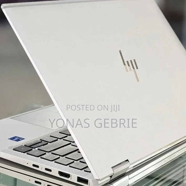 New Laptop HP EliteBook 1040 G8 16GB Intel Core i7 SSD 512GB