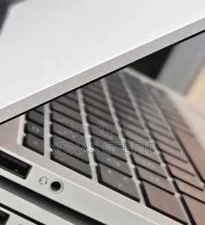 New Laptop HP EliteBook 1040 G8 16GB Intel Core i7 SSD 512GB