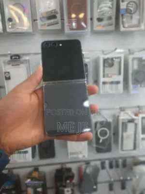 Samsung Galaxy Z Flip 5 256 GB