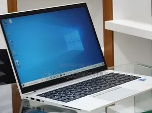 New Laptop HP EliteBook 840 G8 16GB Intel Core i5 SSD 512GB