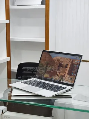 New Laptop HP EliteBook 840 G8 16GB Intel Core i5 SSD 512GB