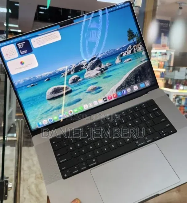 New Laptop Apple MacBook Pro 2021 M1 16GB Apple M1 Pro SSD 1T