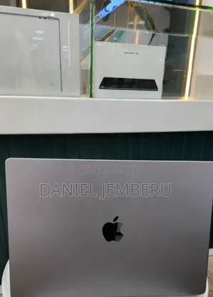 New Laptop Apple MacBook Pro 2021 M1 16GB Apple M1 Pro SSD 1T