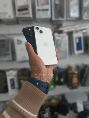 Apple iPhone 13 128 GB