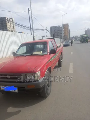 Toyota Hilux 1993 Red