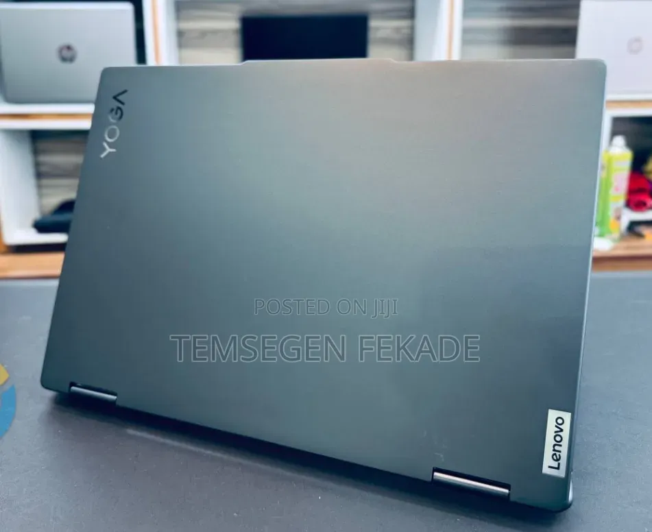 New Laptop Lenovo Yoga 7i 16GB Intel Core i7 SSD 512GB