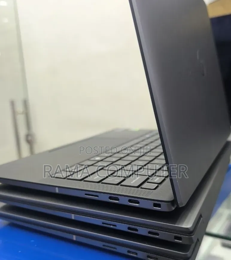 New Laptop Dell Precision 5490 32GB Intel Core Ultra 9 SSD 1T