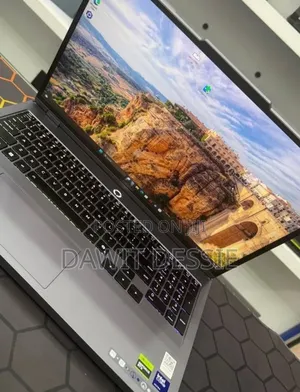 New Laptop Lenovo Legion 5 32GB Intel Core Ultra 9 SSD 1T