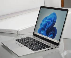 New Laptop HP EliteBook 845 G8 16GB AMD Ryzen 5 SSD 512GB
