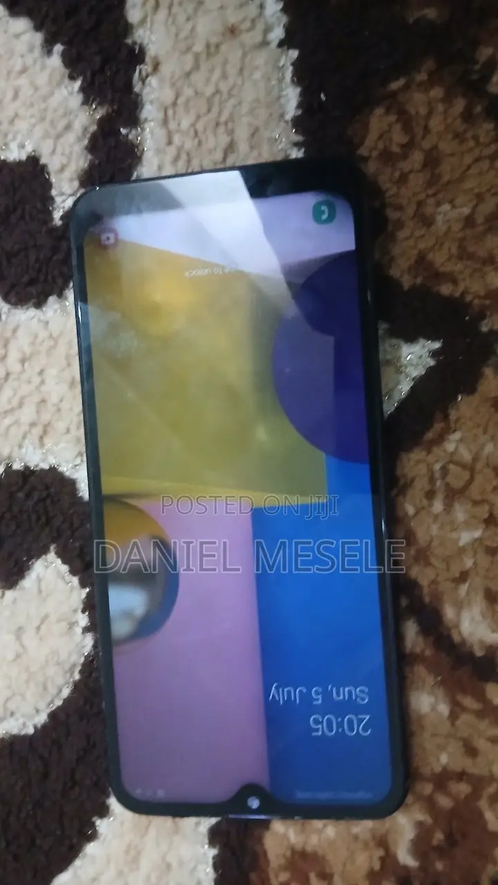 Samsung Galaxy A20 32 GB Black