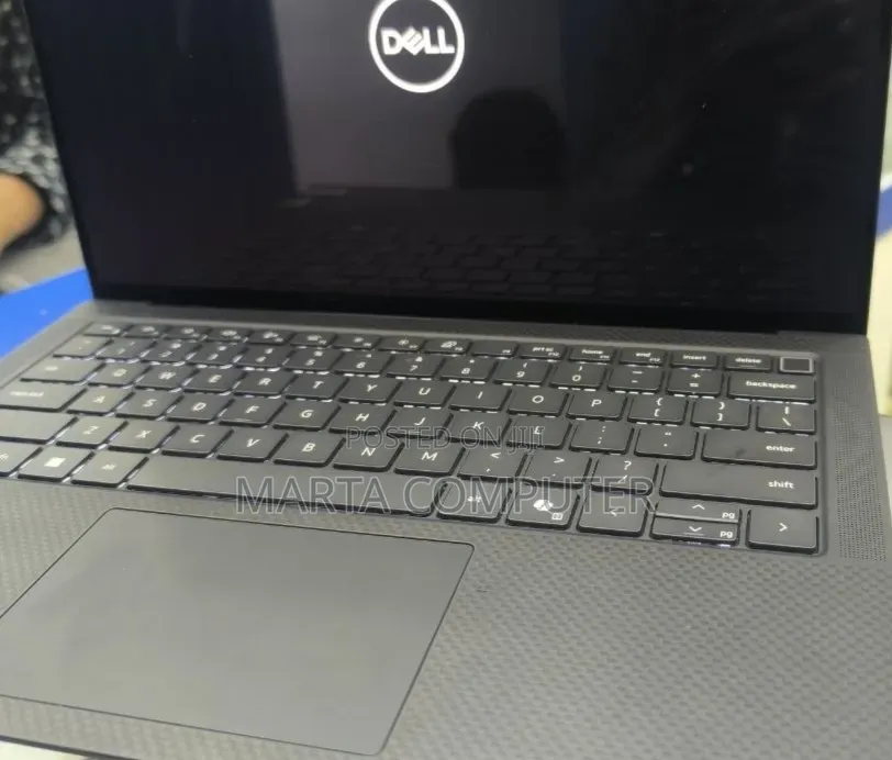 New Laptop Dell Precision 5490 32GB Intel Core i9 SSD 1T