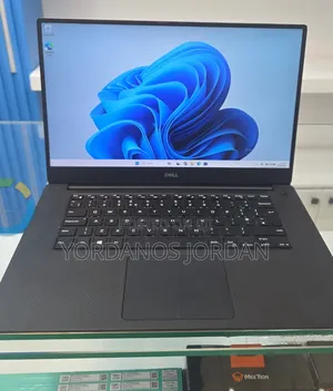 New Laptop Dell Precision 15 3541 16GB Intel Xeon SSD 512GB