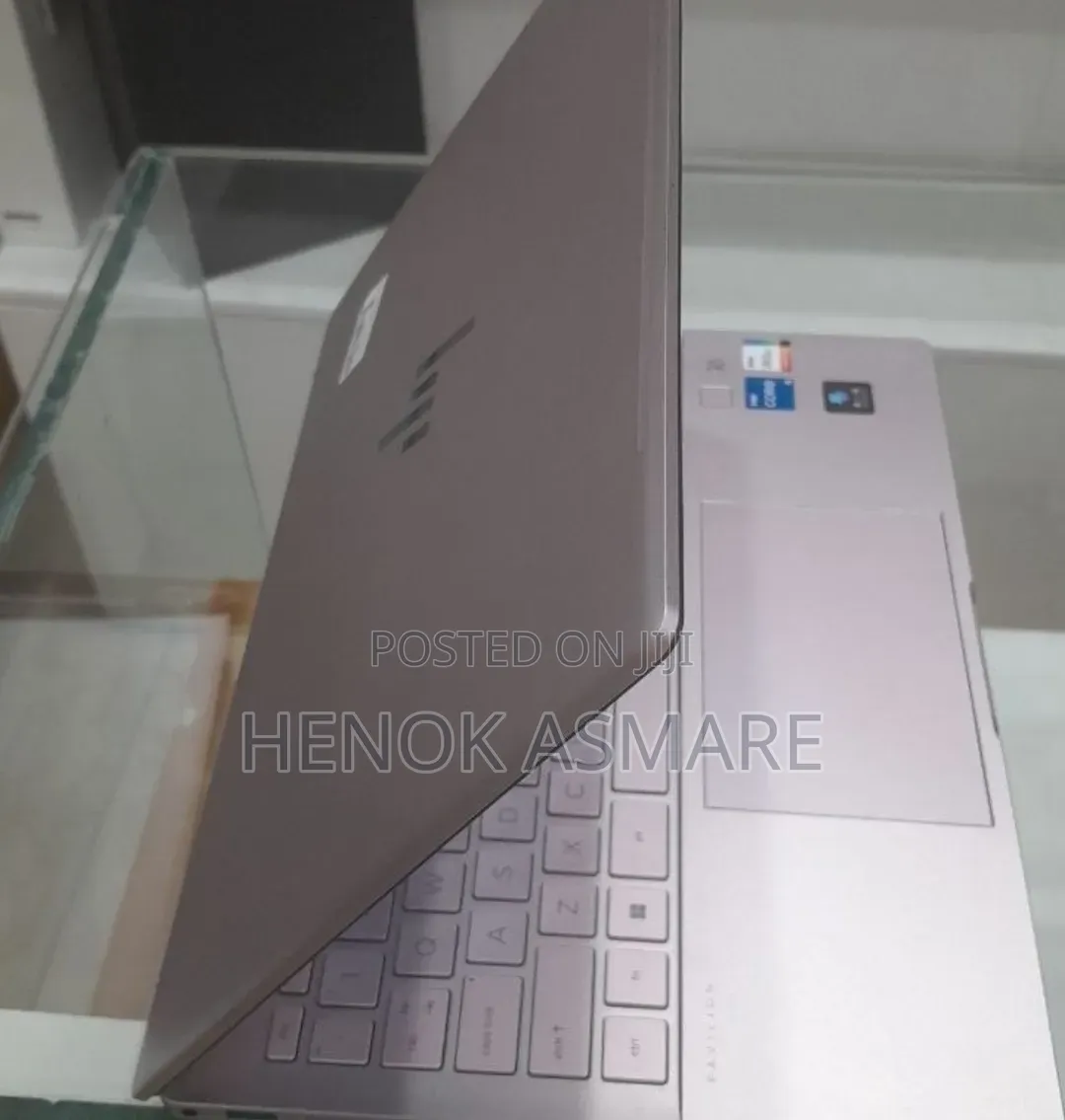 New Laptop HP Pavilion 14 16GB Intel Core i5 SSD 1T