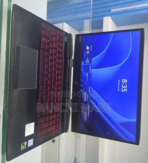 New Laptop HP Omen 15 8GB Intel Core i5 SSD 256GB