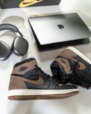 Nike Air Jordan 1 Retro High Og "Palomino" a Black /Brown