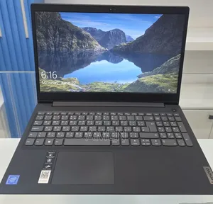 New Laptop Lenovo Ideapad 3 4GB Intel Xeon SSD 1T