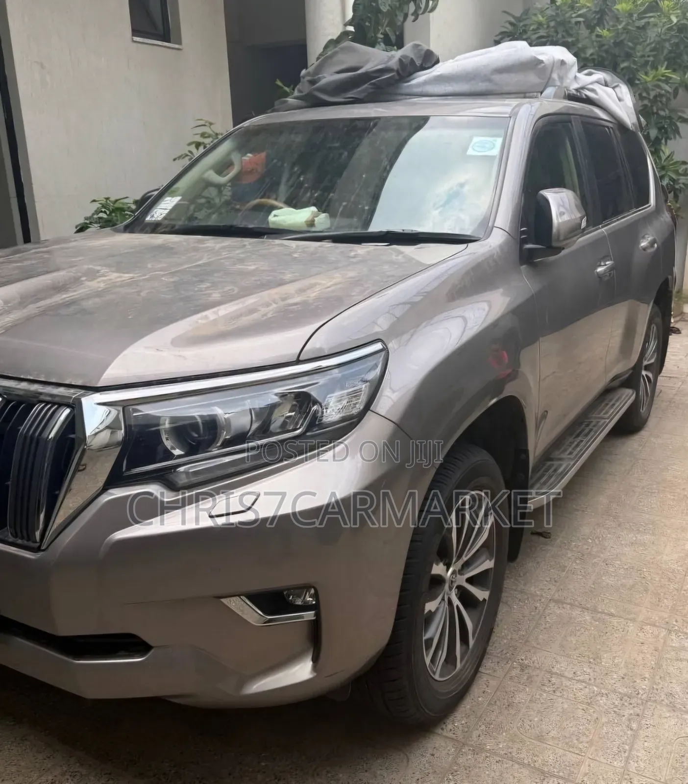 Toyota Land Cruiser Prado 2022 Gold