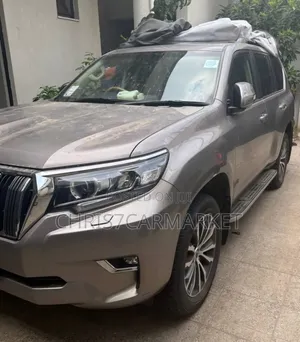 Toyota Land Cruiser Prado 2022 Gold